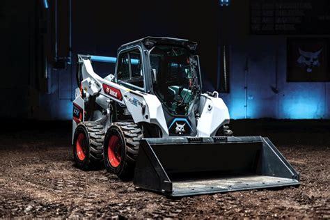 bobcat v8 skid steer